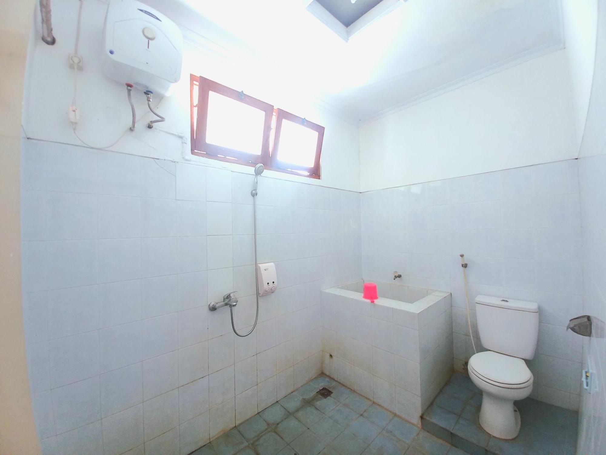 Homestay Simply Homy Warungboto Dekat Gembiraloka Джок'якарта Екстер'єр фото